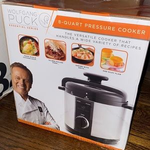 BRAND NEW! 8 Quart Pressure Cooker